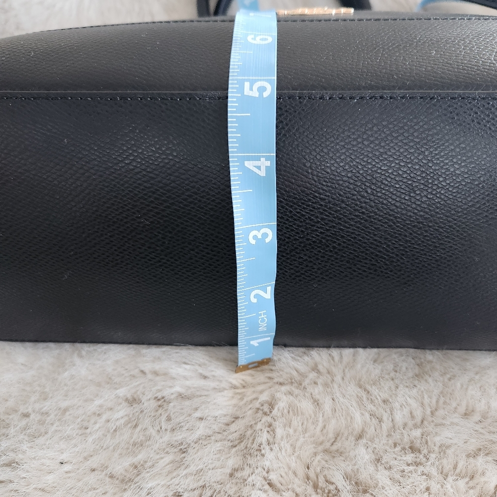 Like New COACH Sierra Bag Purse Black Crossbody Strap DUSTBAG - Picture 14 of 16